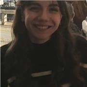 Offro lezioni private online di scienze  ma anche di un aiuto compiti per bambini. Possiedo una laurea in Biotecnologie.